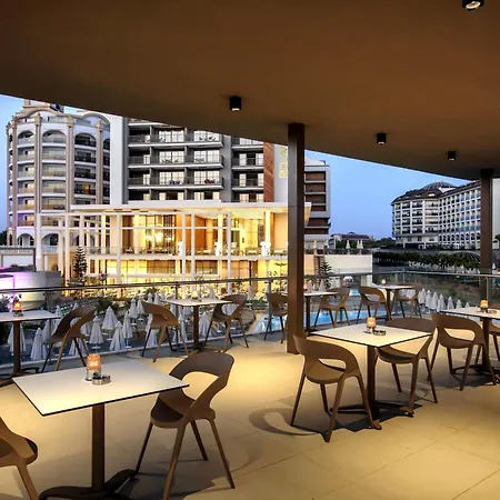 Hotel Riolavitas &