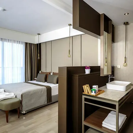 Hotel Riolavitas &
